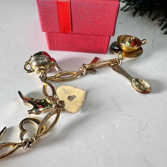 Vintage Sarah Coventry Goldtone Charm Bracelet 7.5" - Picture 5 of 13